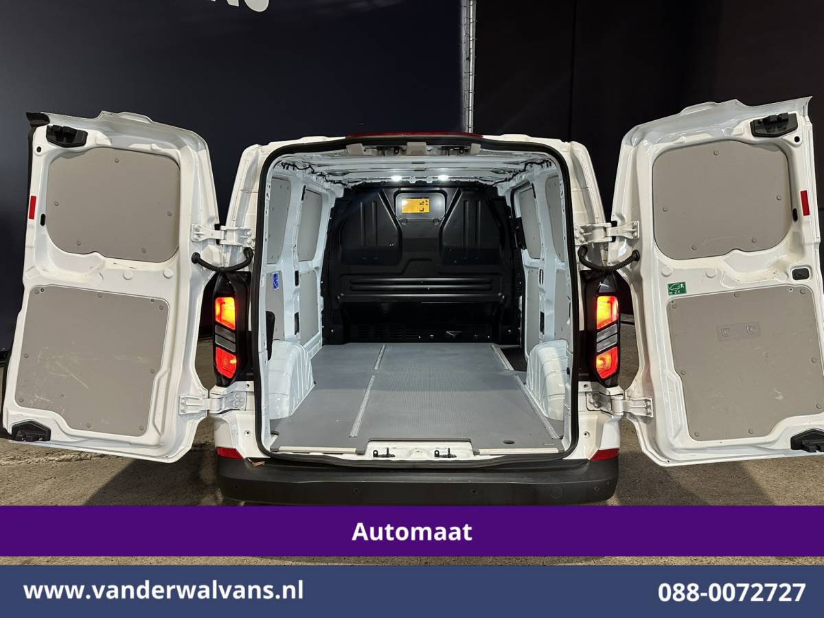 Ford Transit Custom Ford Transit Custom 2.0 TDCI 136pk Automaat L1H1 Euro6 Airco | Camera | LED | Apple Carplay | Cruisecontrol Android Auto, Verwarmde voorruit, Parkeersensoren, Bijrijdersbank