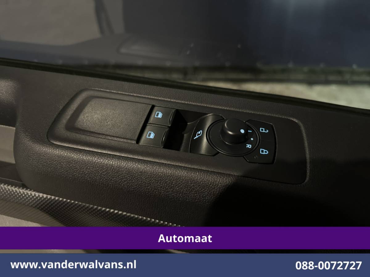 Ford Transit Custom Ford Transit Custom 2.0 TDCI 136pk Automaat L1H1 Euro6 Airco | Camera | LED | Apple Carplay | Cruisecontrol Android Auto, Verwarmde voorruit, Parkeersensoren, Bijrijdersbank
