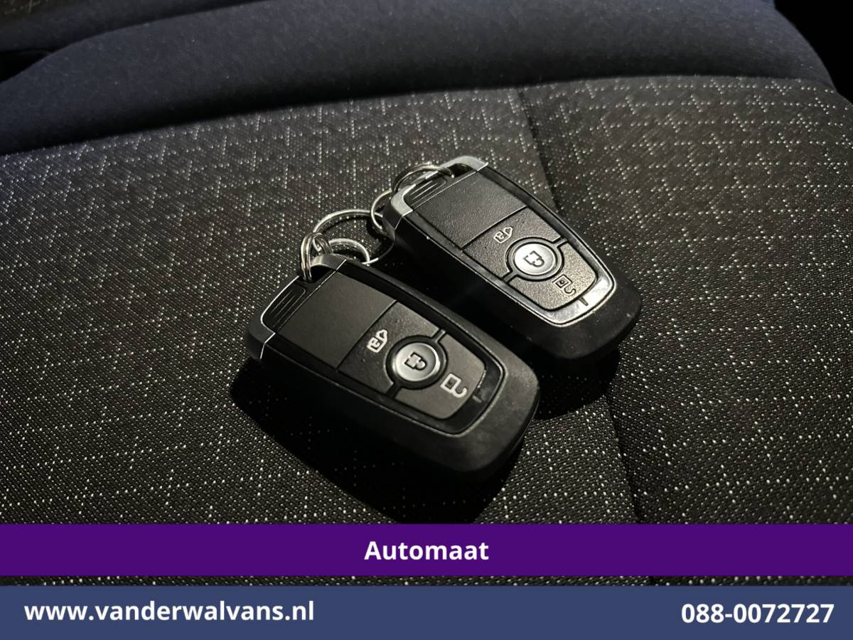 Ford Transit Custom Ford Transit Custom 2.0 TDCI 136pk Automaat L1H1 Euro6 Airco | Camera | LED | Apple Carplay | Cruisecontrol Android Auto, Verwarmde voorruit, Parkeersensoren, Bijrijdersbank