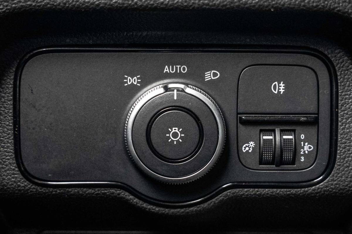 Mercedes-Benz Citan Mercedes-Benz Citan 108 CDI L1 Pro | LED | 1e Eigenaar | Camera | Carplay | Cruise | Airco