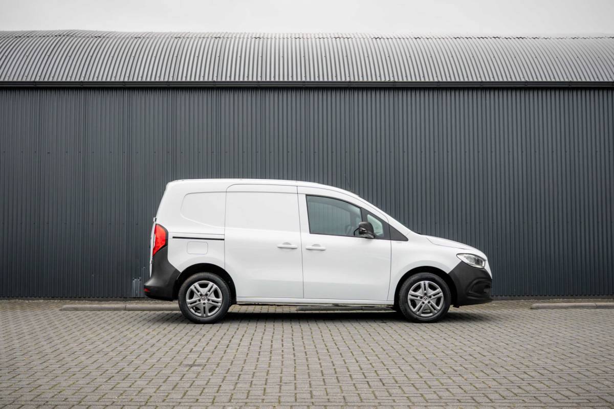 Mercedes-Benz Citan Mercedes-Benz Citan 108 CDI L1 Pro | LED | 1e Eigenaar | Camera | Carplay | Cruise | Airco