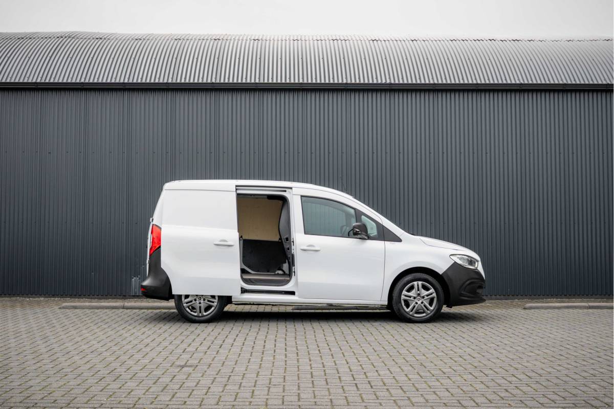 Mercedes-Benz Citan Mercedes-Benz Citan 108 CDI L1 Pro | LED | 1e Eigenaar | Camera | Carplay | Cruise | Airco
