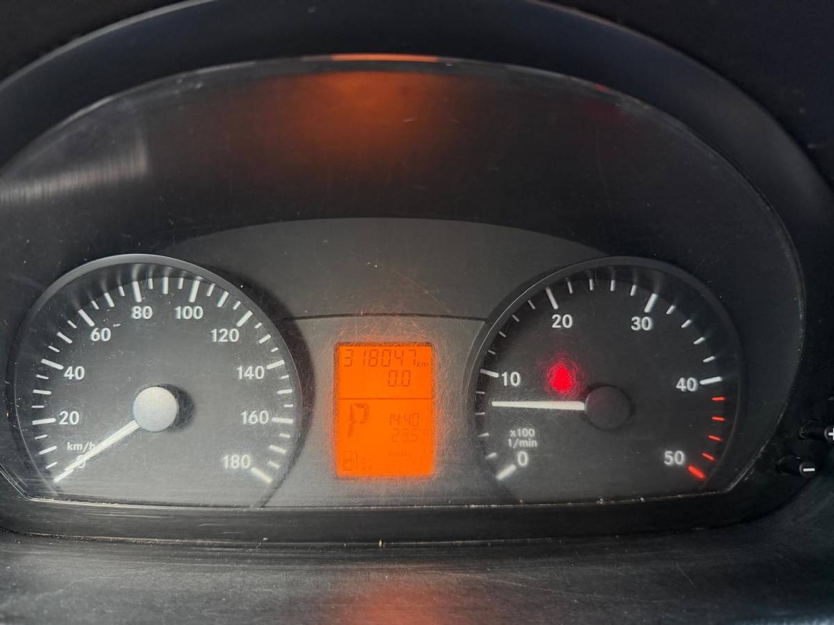 Mercedes-Benz Sprinter Mercedes-Benz Sprinter 319 CDI V6 L2H2 Euro 6 | 3.5T Trekhaak | Automaat | Airco