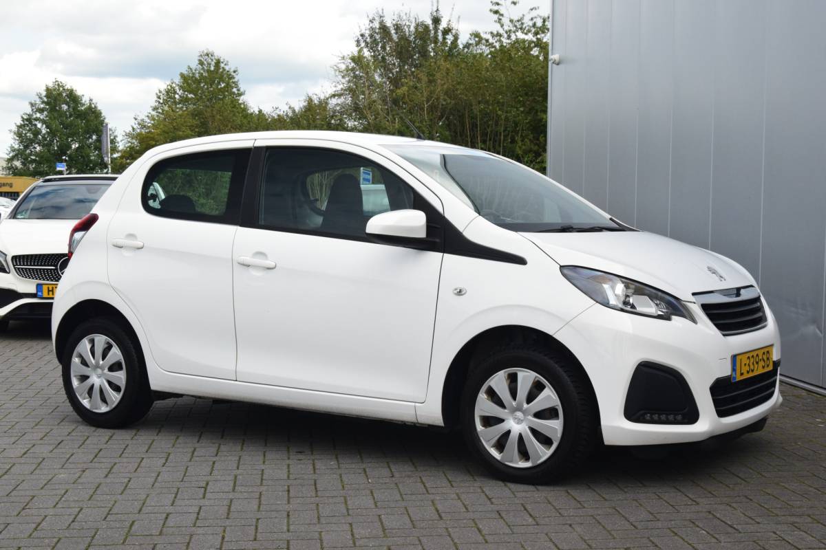 Peugeot 108 Peugeot 108 1.0 e-VTi Active Airco Audio/Bluetooth/DAB