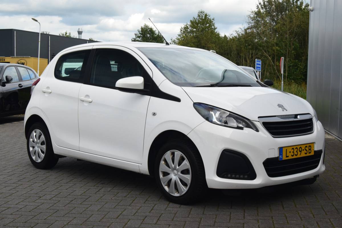 Peugeot 108 Peugeot 108 1.0 e-VTi Active Airco Audio/Bluetooth/DAB