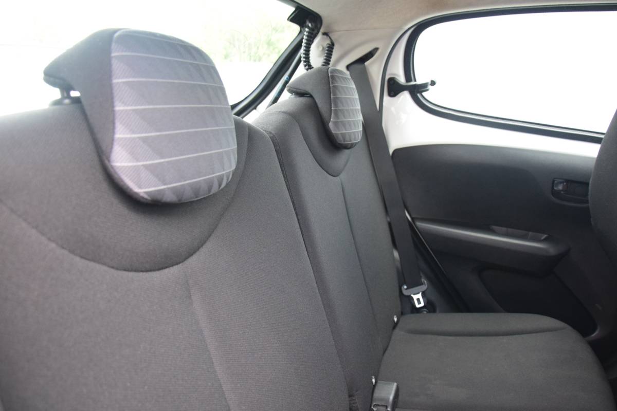 Peugeot 108 Peugeot 108 1.0 e-VTi Active Airco Audio/Bluetooth/DAB