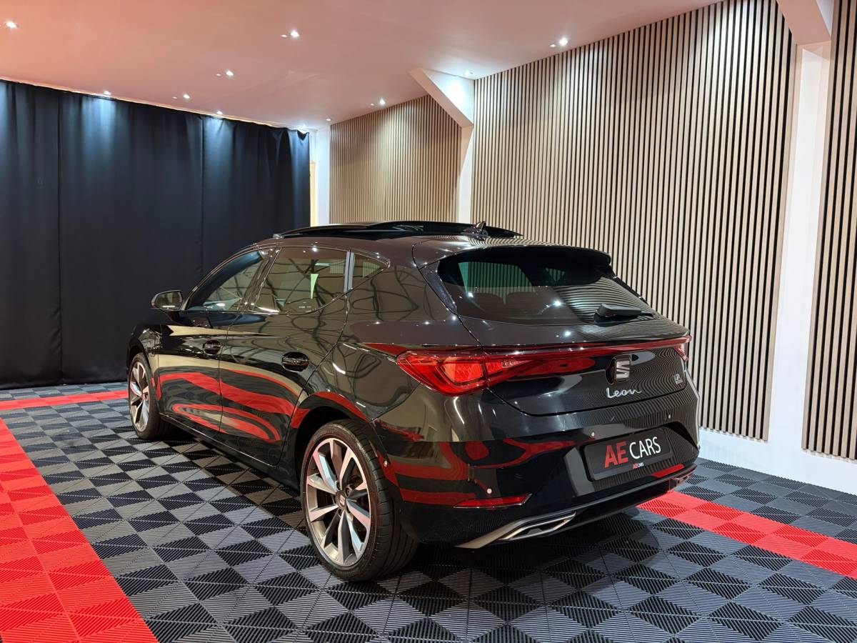 SEAT Leon Seat LEON 1.4 TSI eHybrid PHEV FR Business Intense Pano Camera Memory Seats
