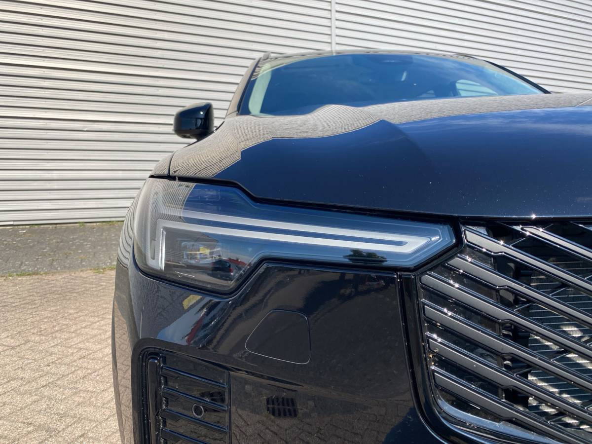 Volvo XC90 Volvo XC90 2.0 T8 Plug-in hybrid AWD Ultra Dark / Bowers & Wilkins / Luchtvering / Trekhaak / 360 camera /