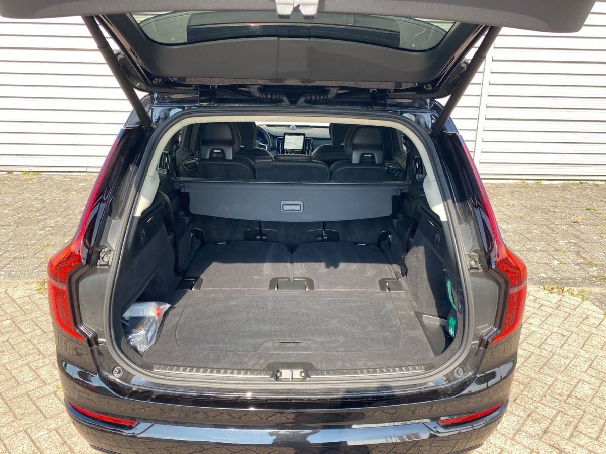 Volvo XC90 Volvo XC90 2.0 T8 Plug-in hybrid AWD Ultra Dark / Bowers & Wilkins / Luchtvering / Trekhaak / 360 camera /