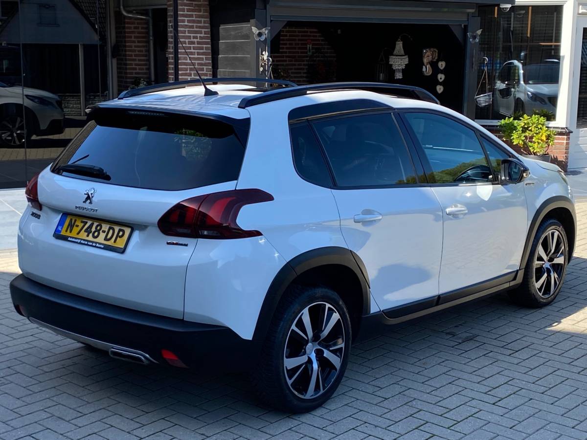 Peugeot 2008 Peugeot 2008 1.2 PureTech GT-line PANO NAVI XENON CRUISE PDC CLIMA LED AUTOMAAT