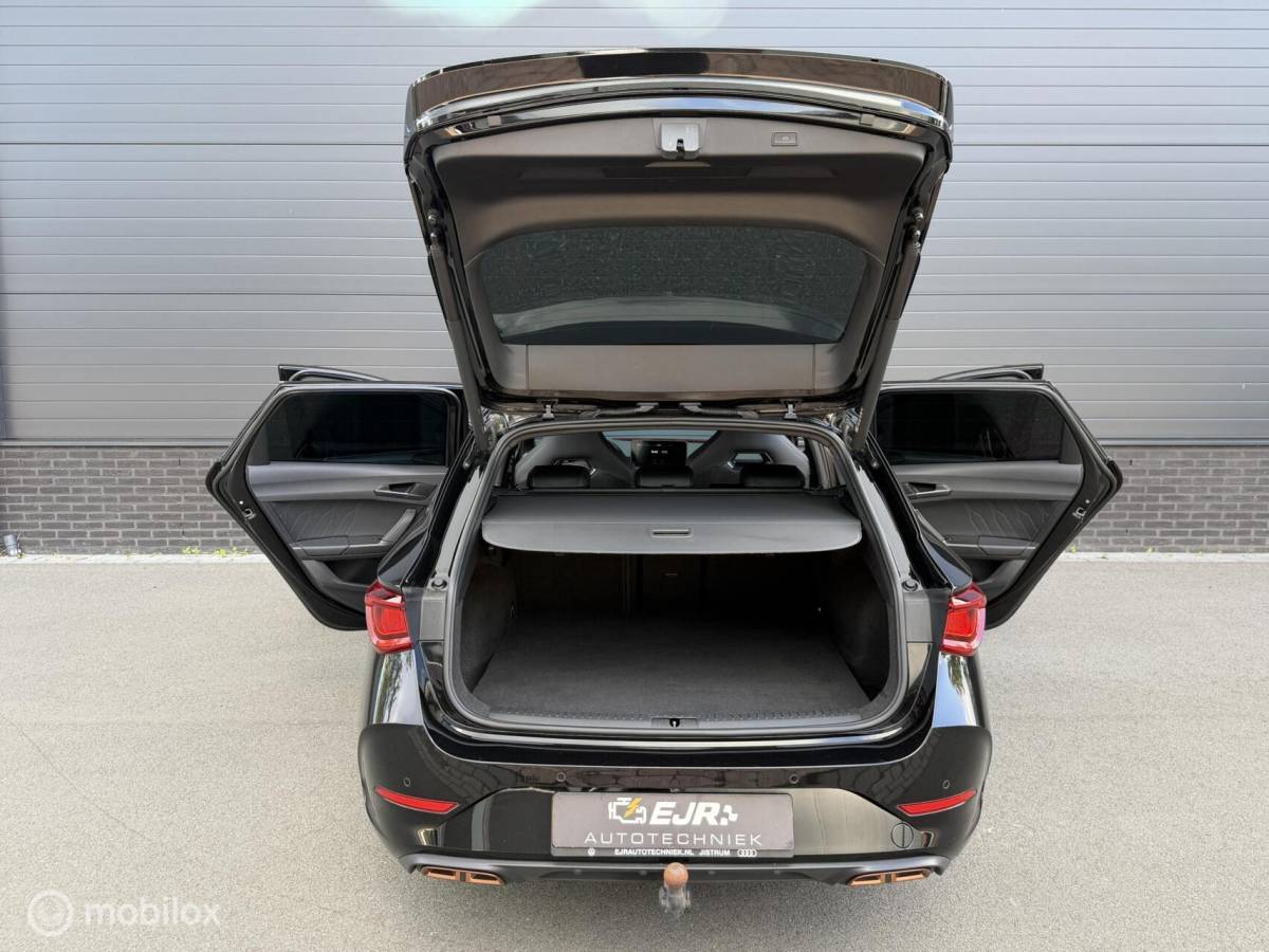 CUPRA Leon Sportstourer CUPRA Leon Sportstourer 1.4 e-Hybrid VZ Copper Edition VOL!