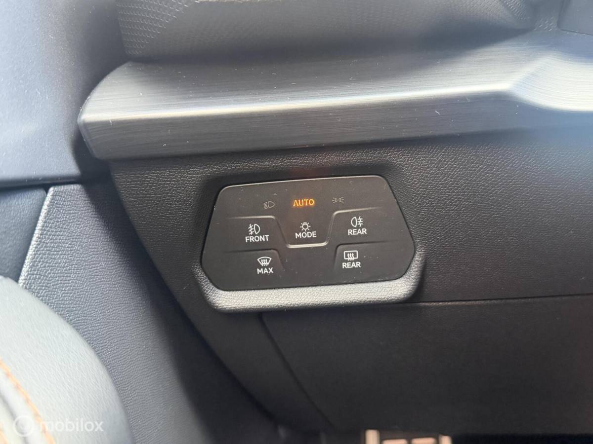 CUPRA Leon Sportstourer CUPRA Leon Sportstourer 1.4 e-Hybrid VZ Copper Edition VOL!