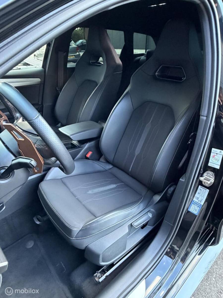 CUPRA Leon Sportstourer CUPRA Leon Sportstourer 1.4 e-Hybrid VZ Copper Edition VOL!