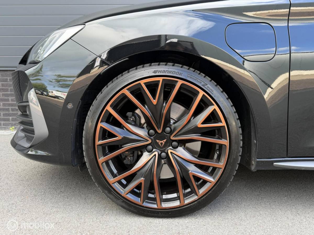 CUPRA Leon Sportstourer CUPRA Leon Sportstourer 1.4 e-Hybrid VZ Copper Edition VOL!
