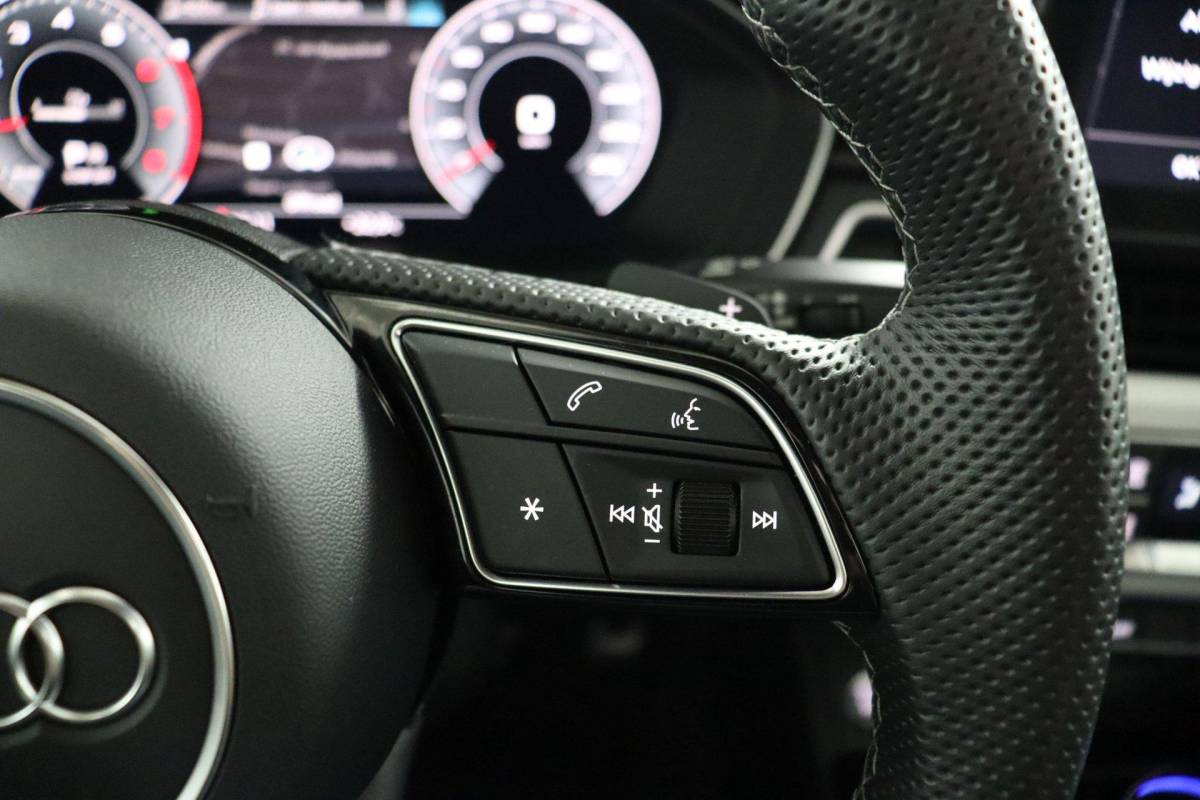 Audi A5 Audi A5 Sportback 35 TFSI S edition Competition |NAP|1e eigenaar|BTW|Pano
