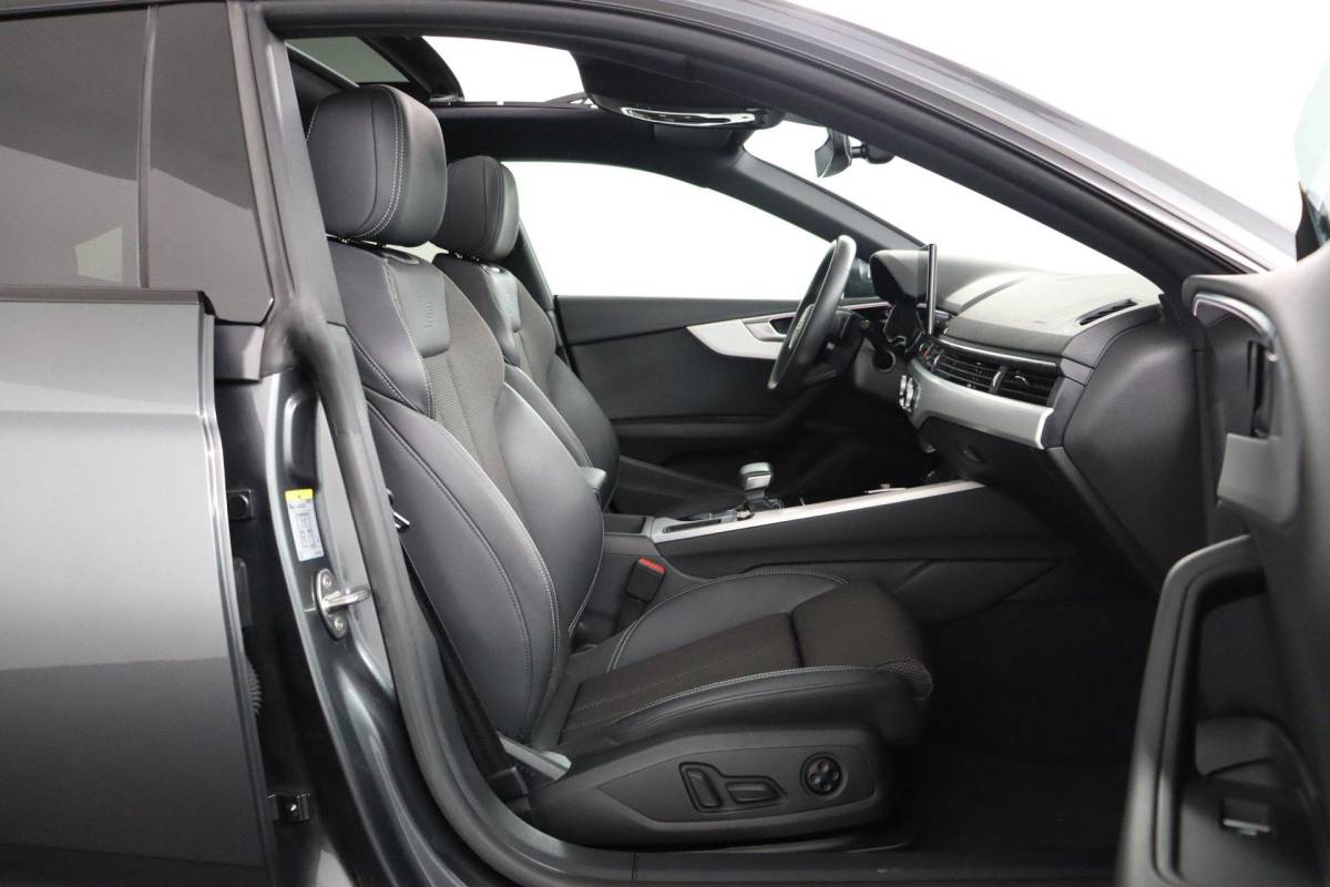 Audi A5 Audi A5 Sportback 35 TFSI S edition Competition |NAP|1e eigenaar|BTW|Pano