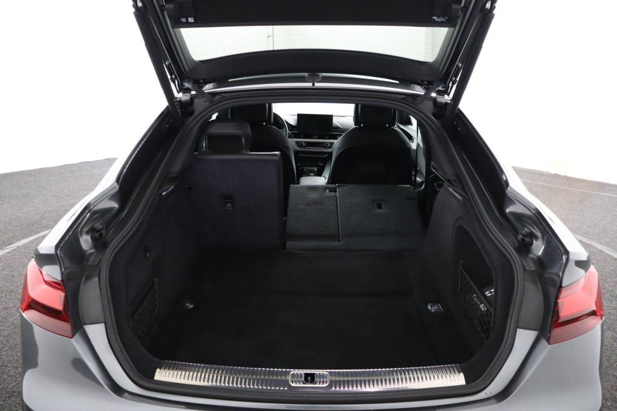 Audi A5 Audi A5 Sportback 35 TFSI S edition Competition |NAP|1e eigenaar|BTW|Pano