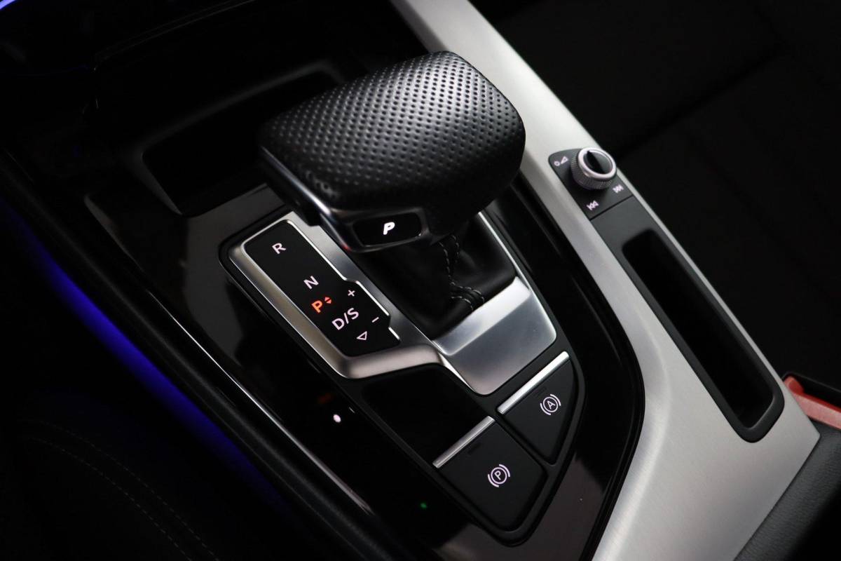 Audi A5 Audi A5 Sportback 35 TFSI S edition Competition |NAP|1e eigenaar|BTW|Pano