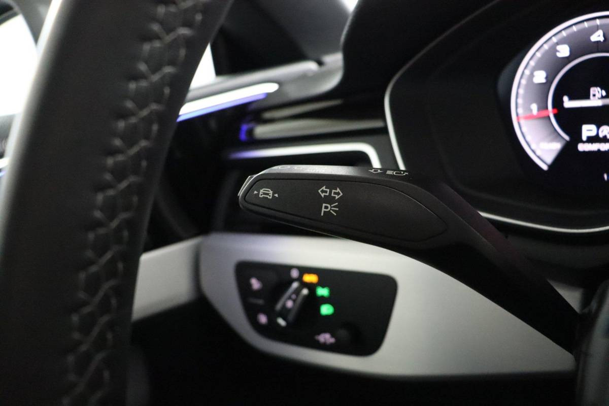 Audi A5 Audi A5 Sportback 35 TFSI S edition Competition |NAP|1e eigenaar|BTW|Pano
