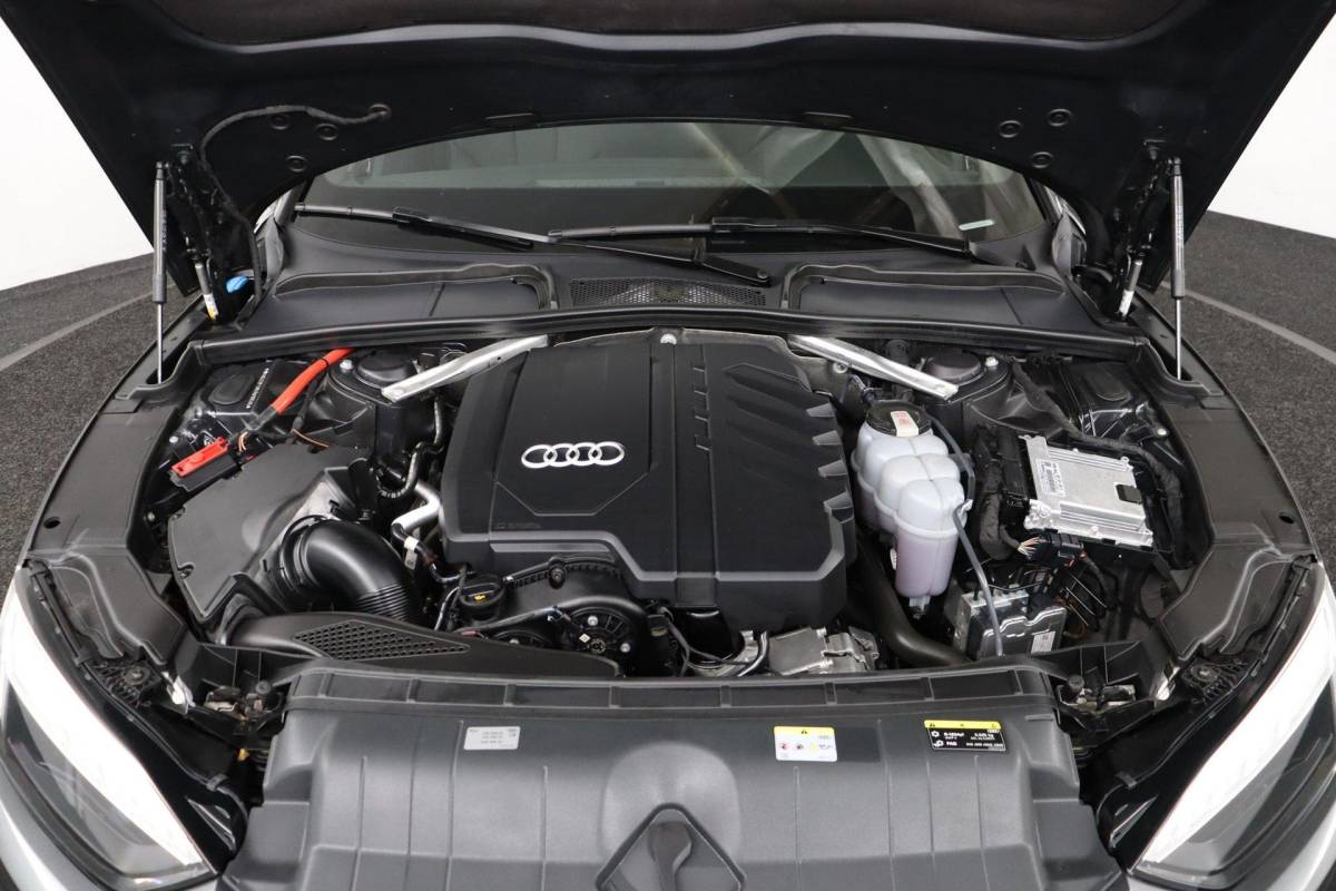 Audi A5 Audi A5 Sportback 35 TFSI S edition Competition |NAP|1e eigenaar|BTW|Pano