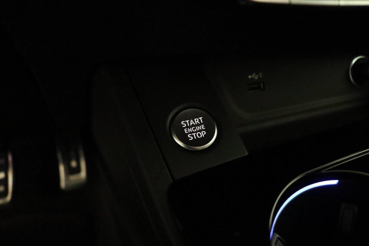 Audi A5 Audi A5 Sportback 35 TFSI S edition Competition |NAP|1e eigenaar|BTW|Pano