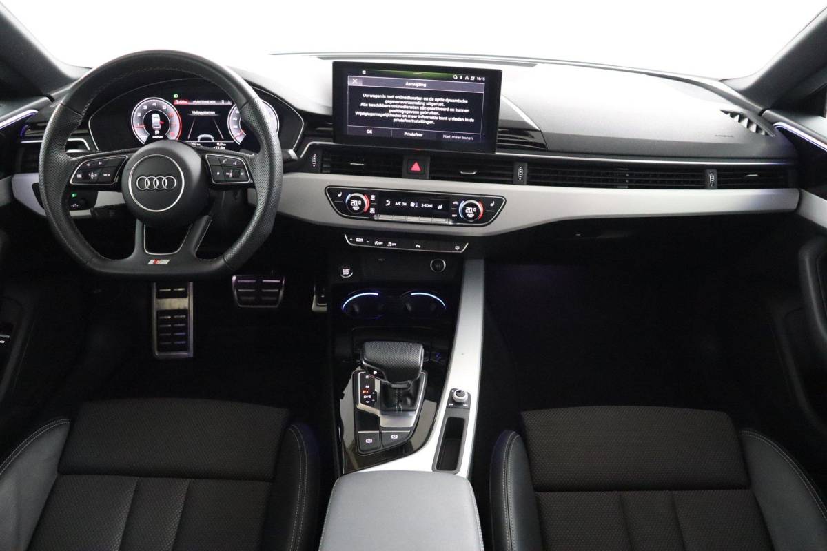 Audi A5 Audi A5 Sportback 35 TFSI S edition Competition |NAP|1e eigenaar|BTW|Pano