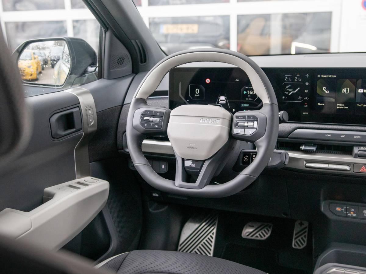 Kia EV3 Kia EV3 GT-Line Business Edition 81.4 kWh | Actieprijs* | Navi. | Clima. | Adapt. Cruise. | Parkeersensoren | Dodehoekassistentie | Stoel&Stuur Verwarming | GT-Line Vegan Lederen Stoelbekleding