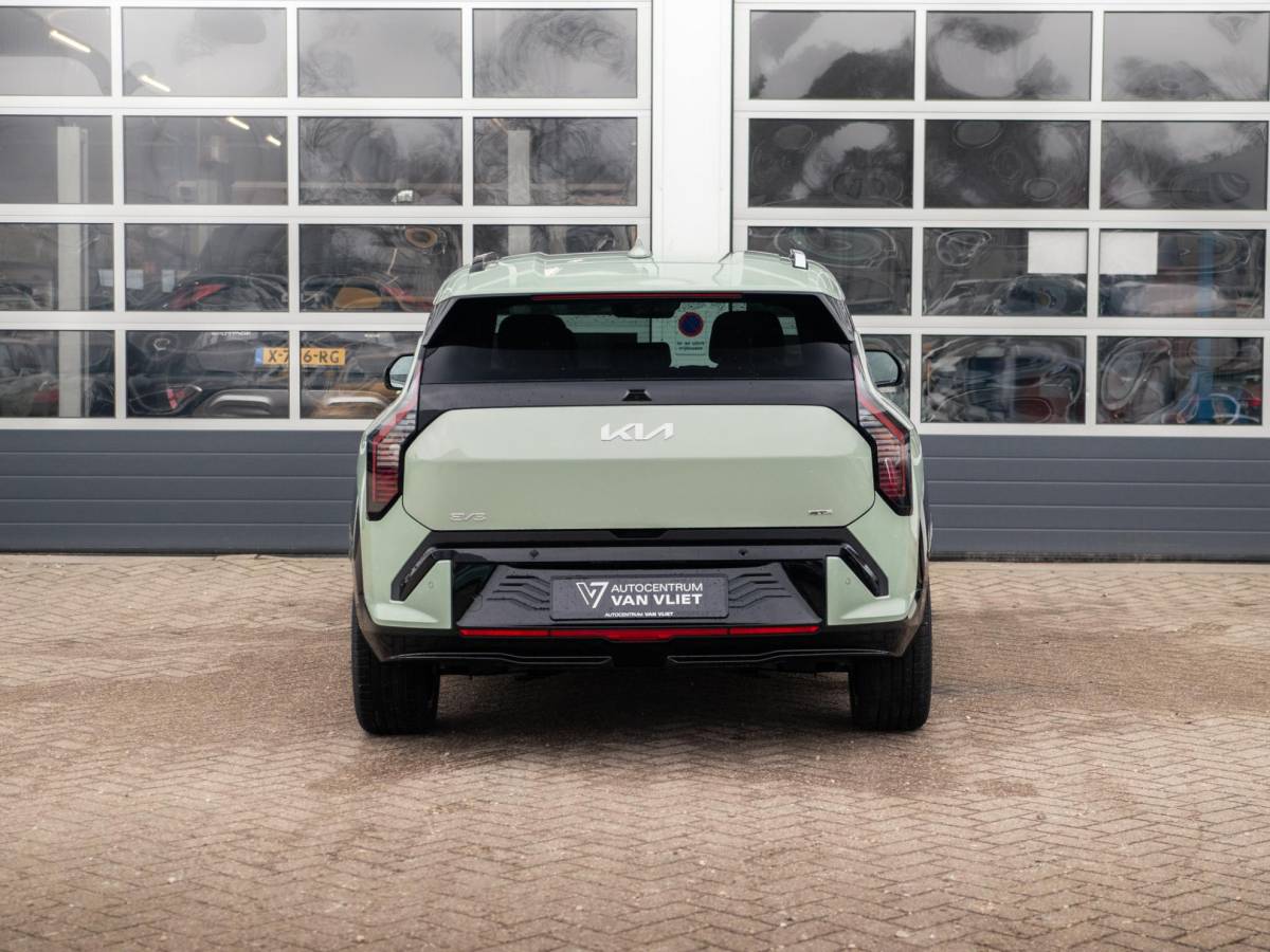 Kia EV3 Kia EV3 GT-Line Business Edition 81.4 kWh | Actieprijs* | Navi. | Clima. | Adapt. Cruise. | Parkeersensoren | Dodehoekassistentie | Stoel&Stuur Verwarming | GT-Line Vegan Lederen Stoelbekleding