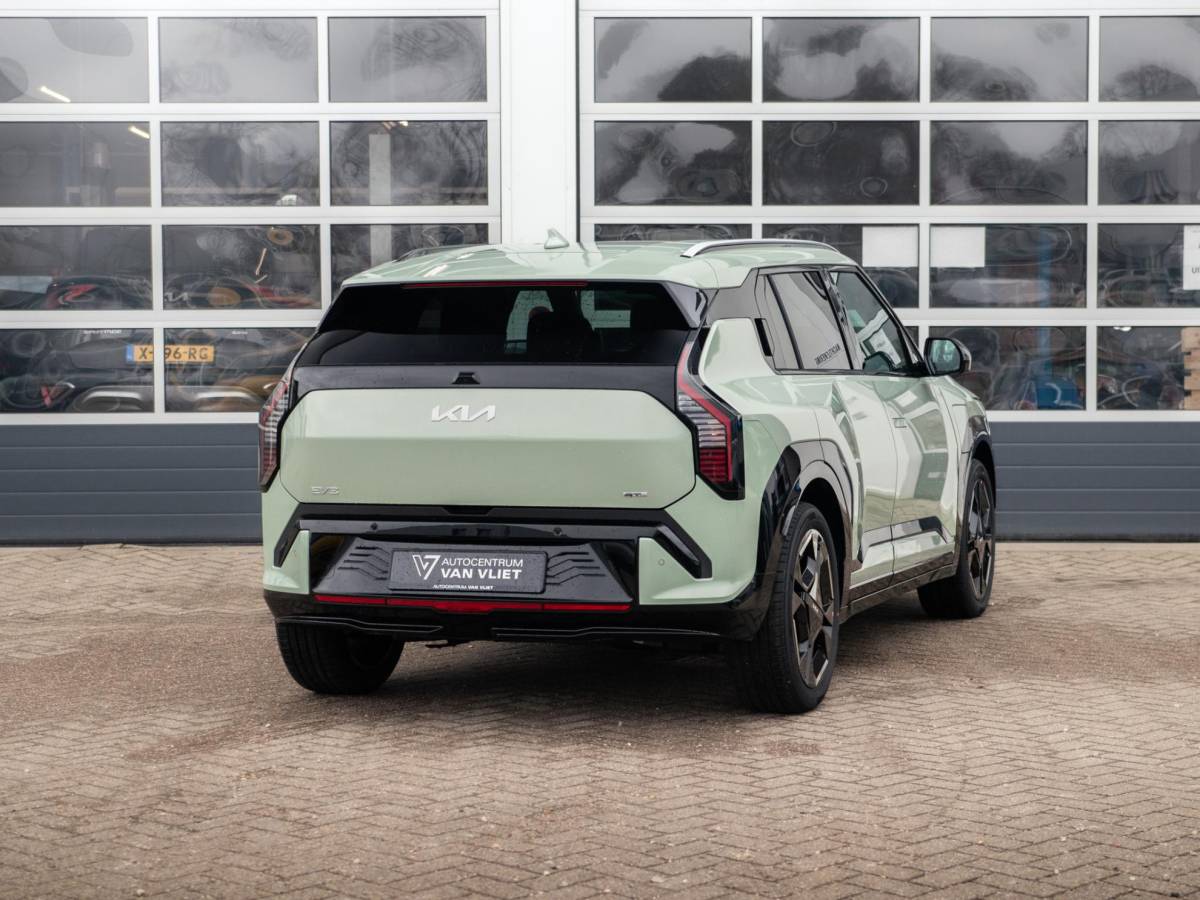 Kia EV3 Kia EV3 GT-Line Business Edition 81.4 kWh | Actieprijs* | Navi. | Clima. | Adapt. Cruise. | Parkeersensoren | Dodehoekassistentie | Stoel&Stuur Verwarming | GT-Line Vegan Lederen Stoelbekleding