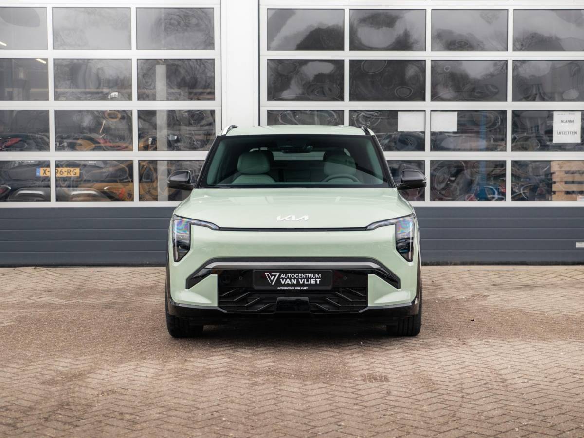 Kia EV3 Kia EV3 GT-Line Business Edition 81.4 kWh | Actieprijs* | Navi. | Clima. | Adapt. Cruise. | Parkeersensoren | Dodehoekassistentie | Stoel&Stuur Verwarming | GT-Line Vegan Lederen Stoelbekleding