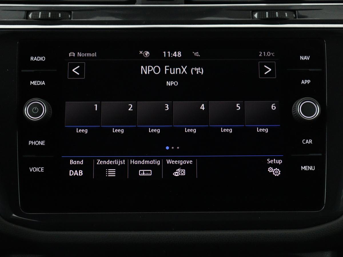 Volkswagen Tiguan Allspace Volkswagen Tiguan Allspace 1.5 TSI Comfortline Business R-Line 7p. | Adaptive cruise | Virtual Dashboard | Carplay | Sfeerverlichting | Full LED | Climate control | Camera | Park assist | Navigatie |