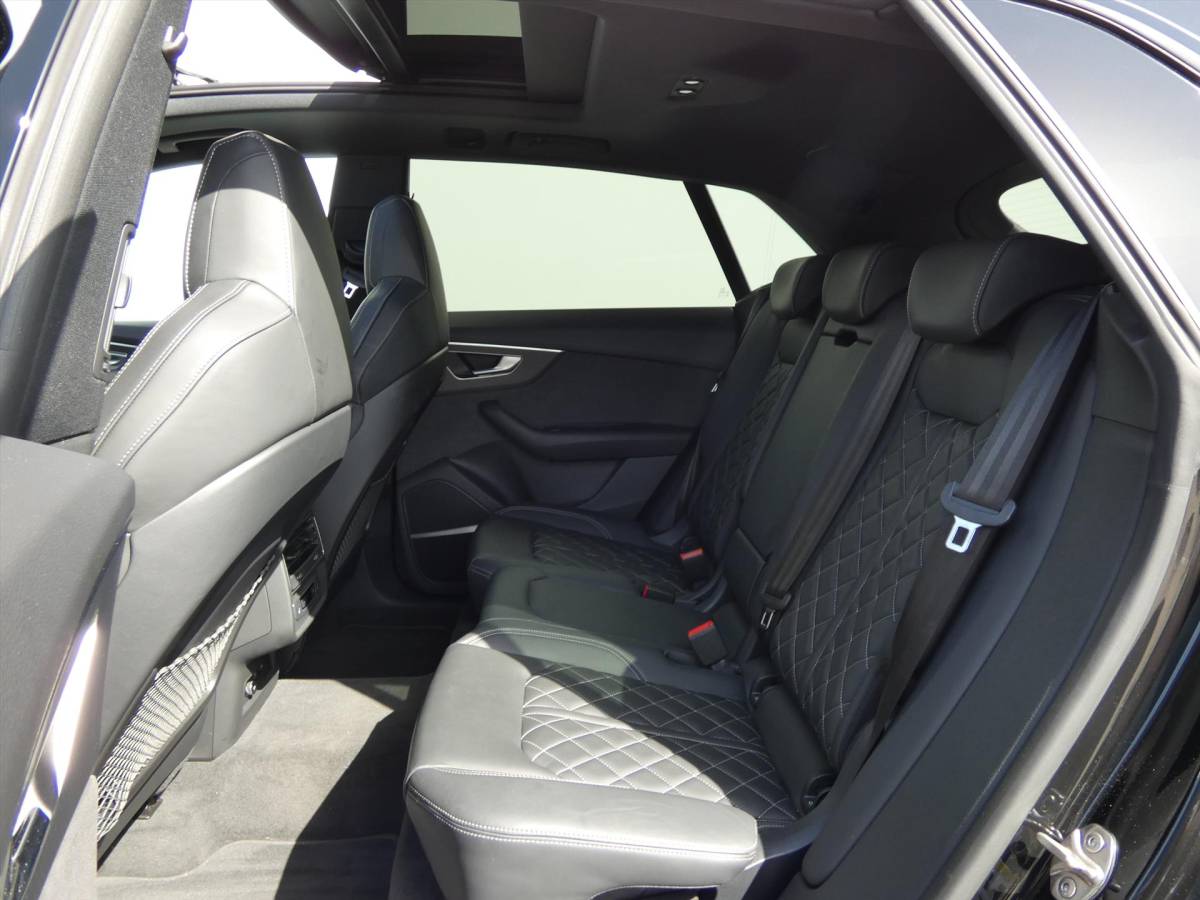 Audi Q8 Audi Q8 60 TFSI e Quattro S-Line |Pano |B&O |Elektr.Trekhaak |ACC |Maxton