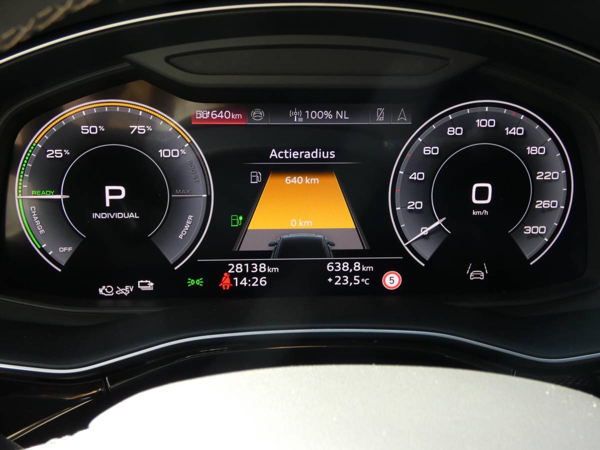 Audi Q8 Audi Q8 60 TFSI e Quattro S-Line |Pano |B&O |Elektr.Trekhaak |ACC |Maxton