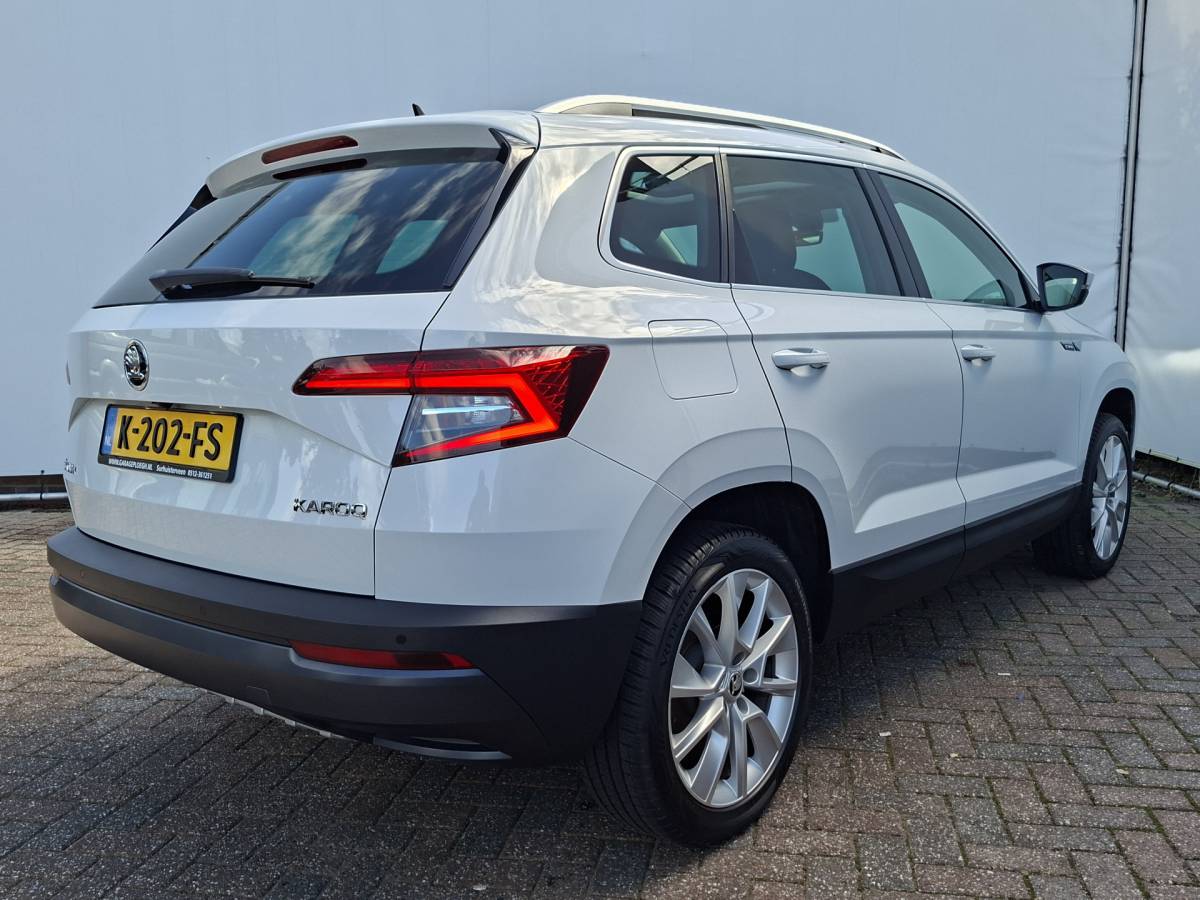 Škoda Karoq ŠKODA Karoq 1.5 TSI ACT Style Pano 360° Carplay Trekhaak Business Sportline