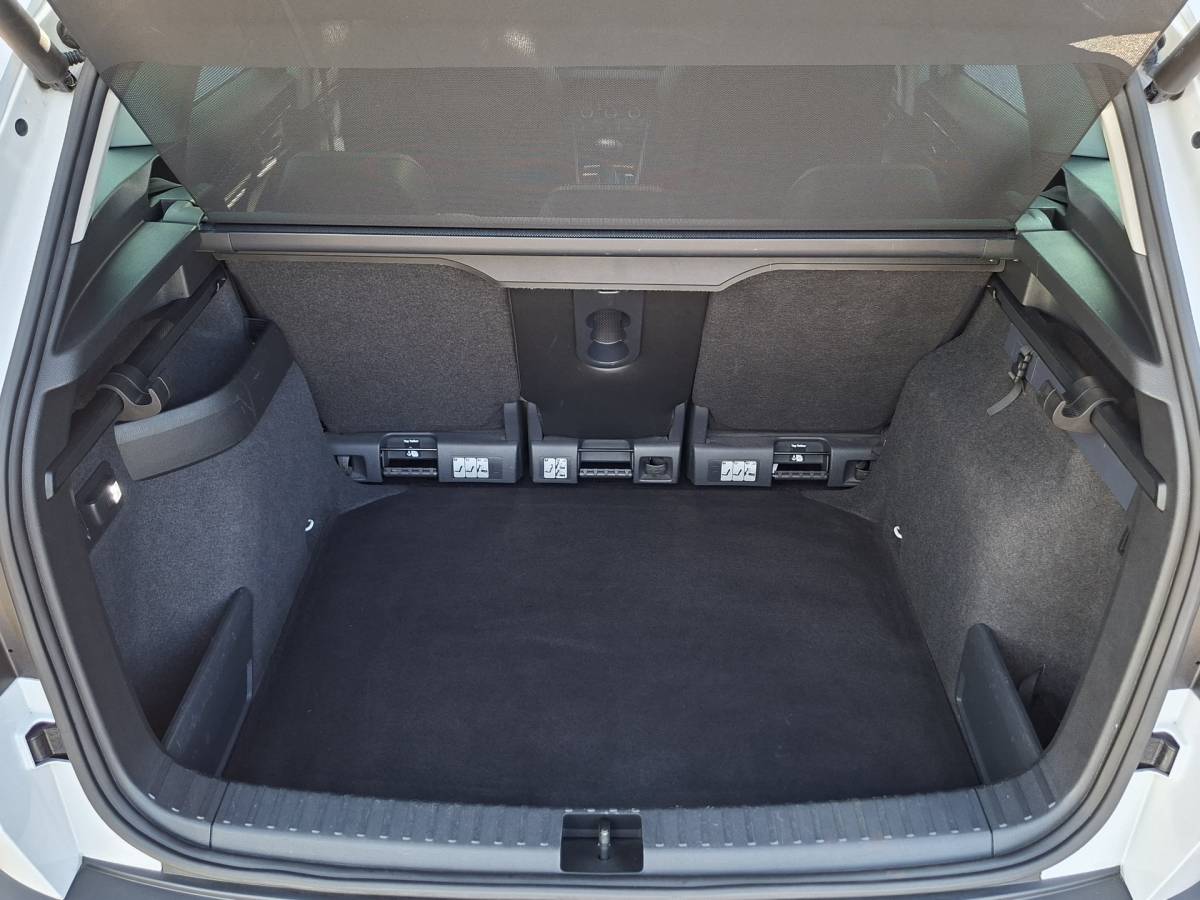 Škoda Karoq ŠKODA Karoq 1.5 TSI ACT Style Pano 360° Carplay Trekhaak Business Sportline