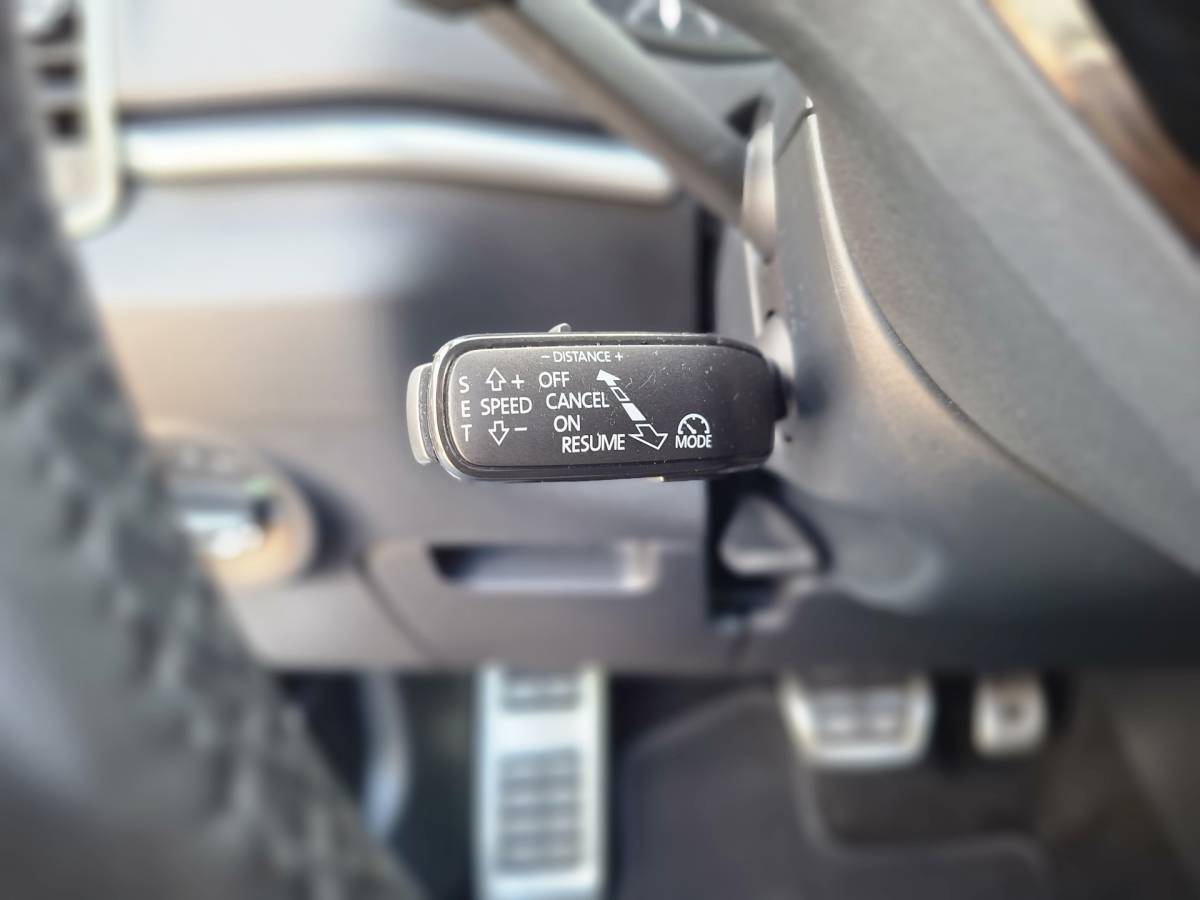 Škoda Karoq ŠKODA Karoq 1.5 TSI ACT Style Pano 360° Carplay Trekhaak Business Sportline