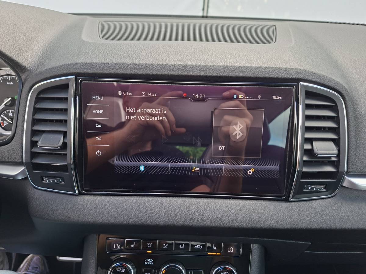 Škoda Karoq ŠKODA Karoq 1.5 TSI ACT Style Pano 360° Carplay Trekhaak Business Sportline