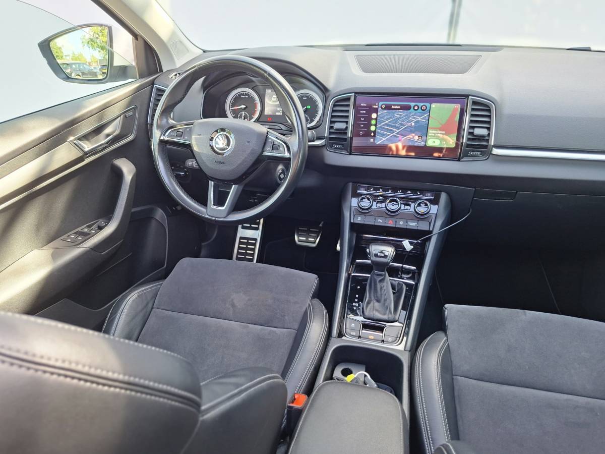 Škoda Karoq ŠKODA Karoq 1.5 TSI ACT Style Pano 360° Carplay Trekhaak Business Sportline