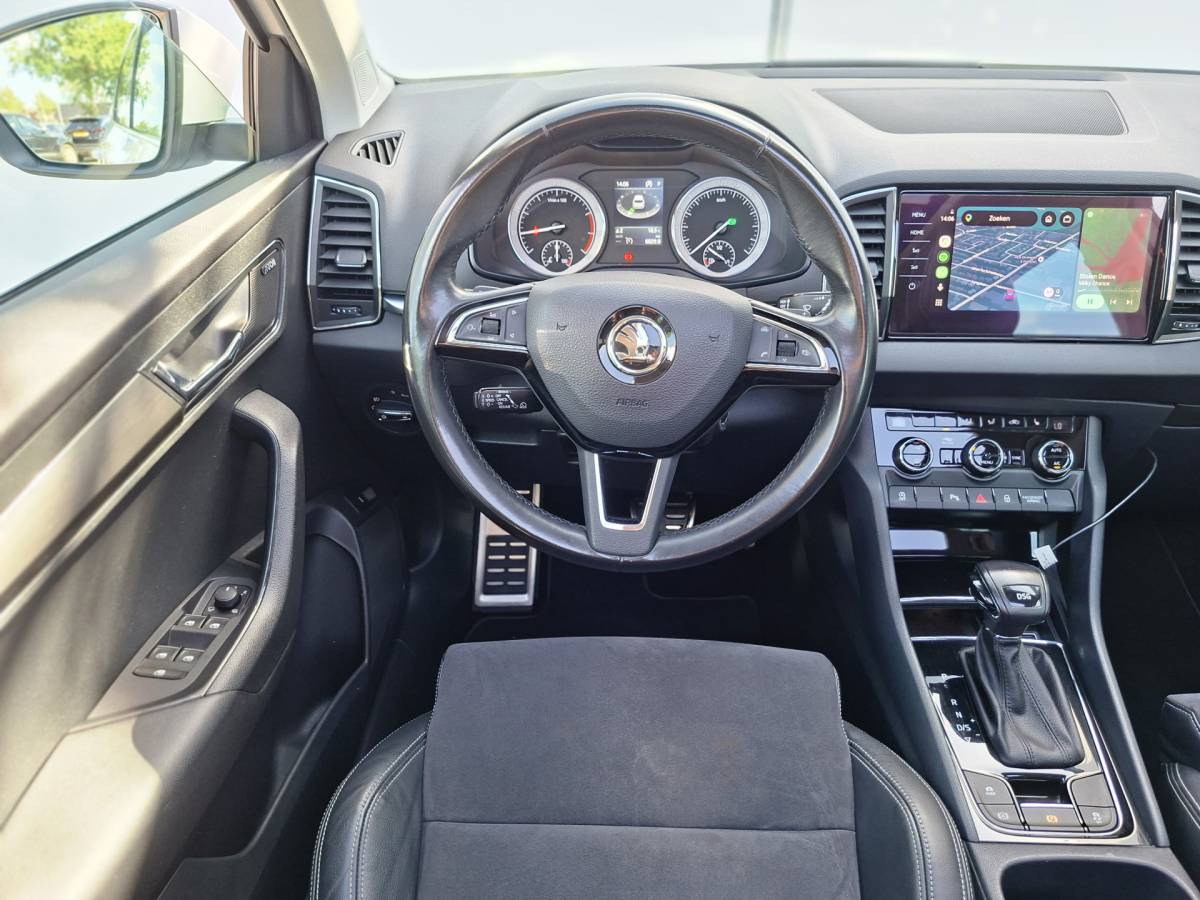 Škoda Karoq ŠKODA Karoq 1.5 TSI ACT Style Pano 360° Carplay Trekhaak Business Sportline