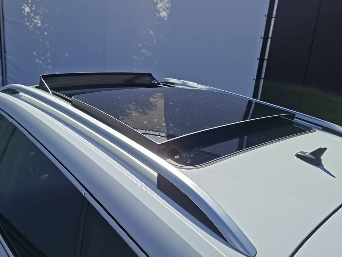 Škoda Karoq ŠKODA Karoq 1.5 TSI ACT Style Pano 360° Carplay Trekhaak Business Sportline