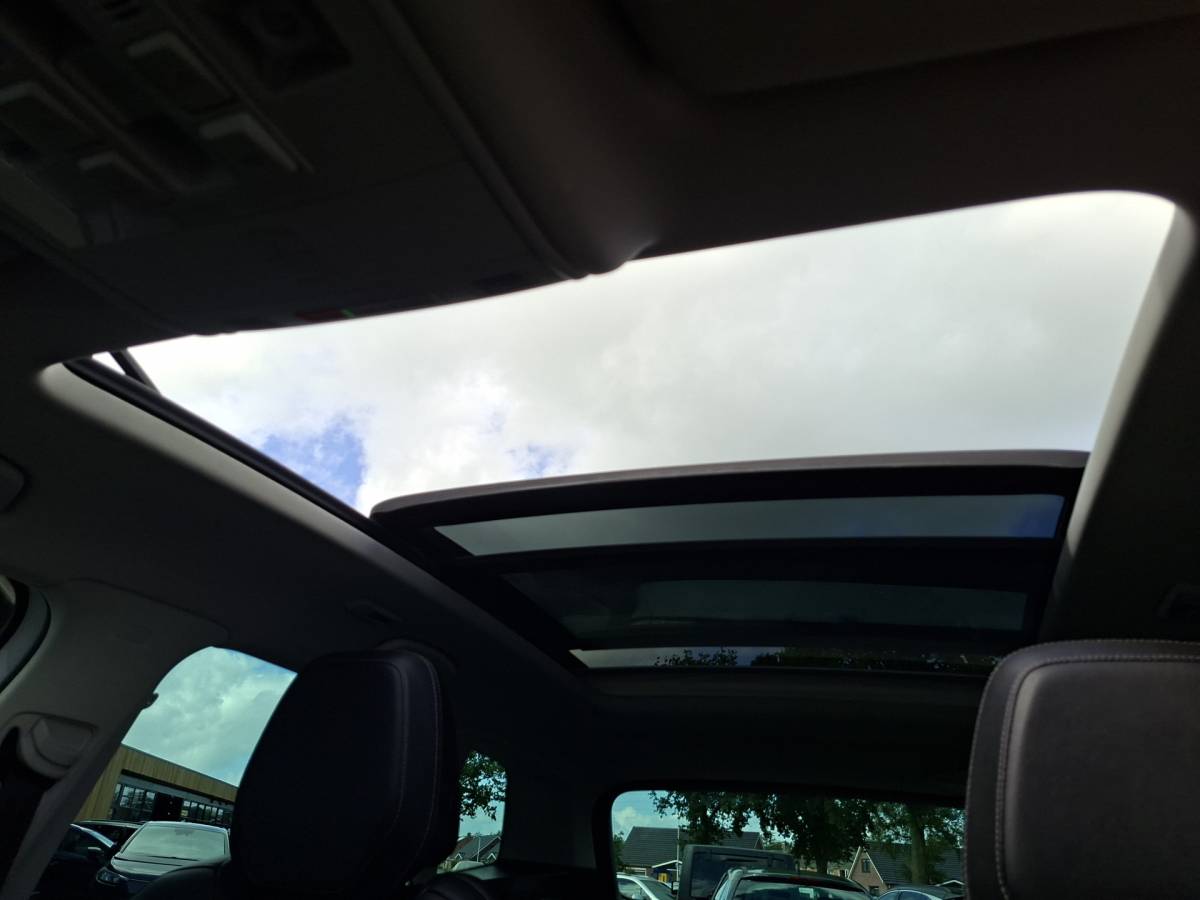 Škoda Karoq ŠKODA Karoq 1.5 TSI ACT Style Pano 360° Carplay Trekhaak Business Sportline