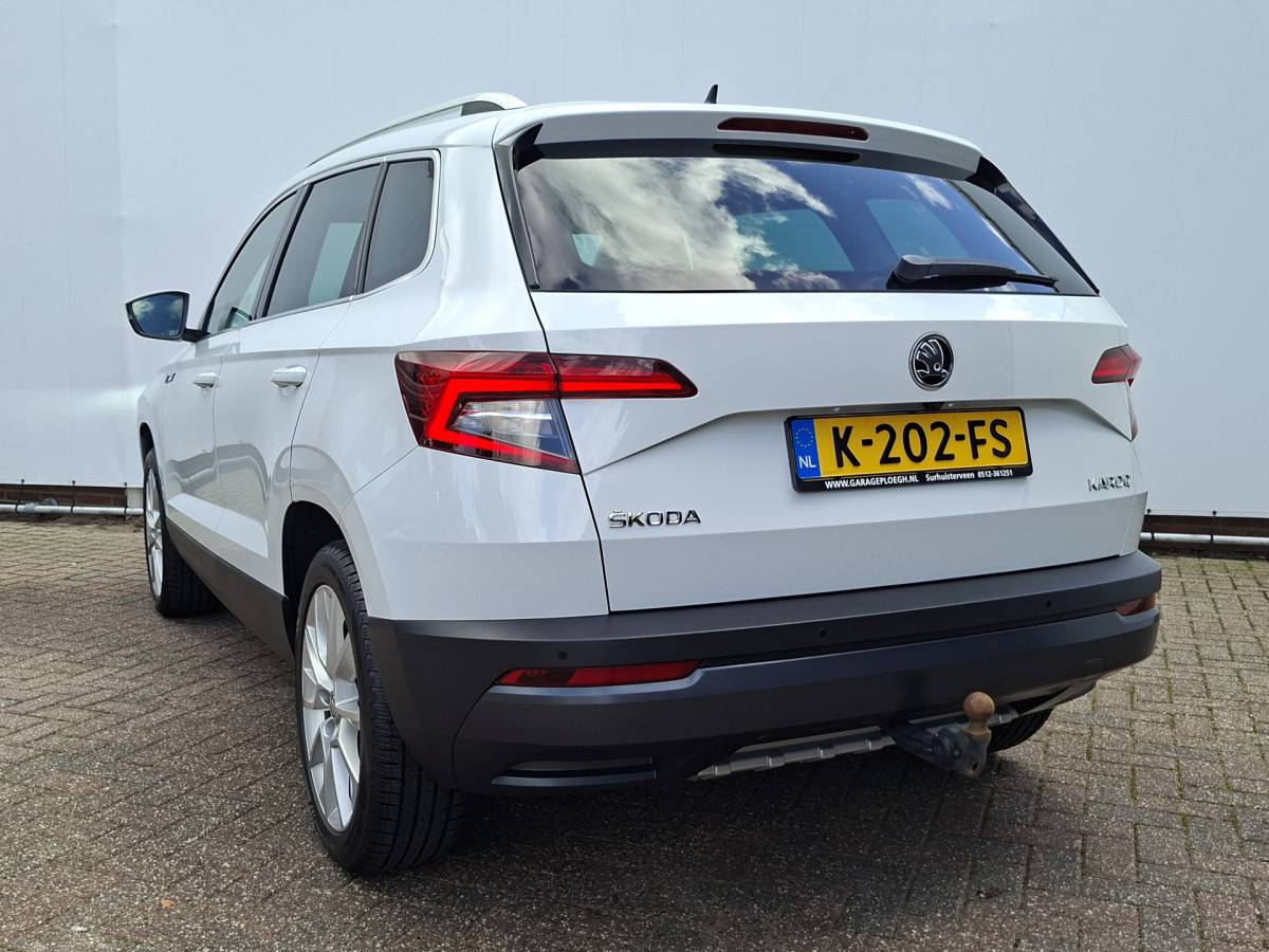 Škoda Karoq ŠKODA Karoq 1.5 TSI ACT Style Pano 360° Carplay Trekhaak Business Sportline