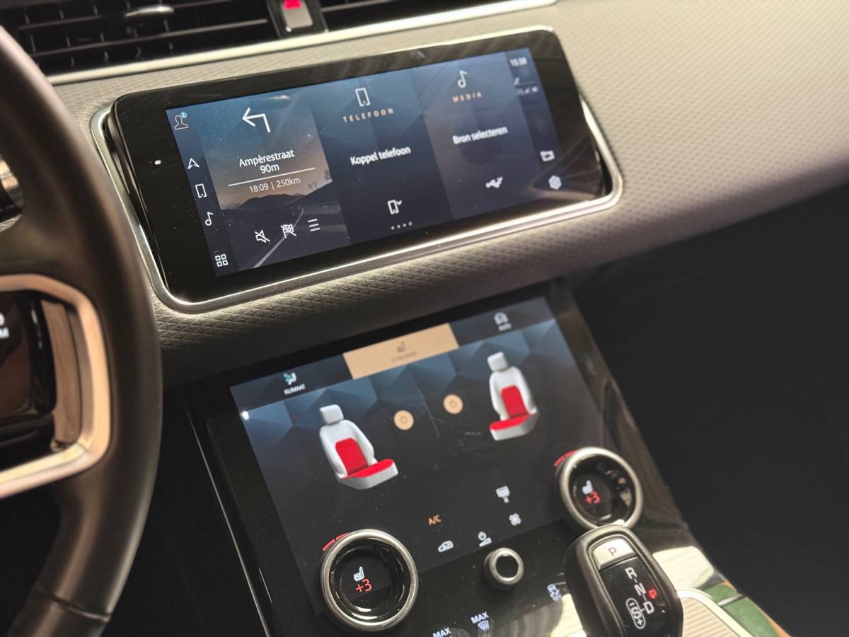 Land Rover Range Rover Evoque Land Rover RANGE ROVER EVOQUE 1.5 P300e AWD SE | Stoelverwarming | Camera | Carplay | HUD