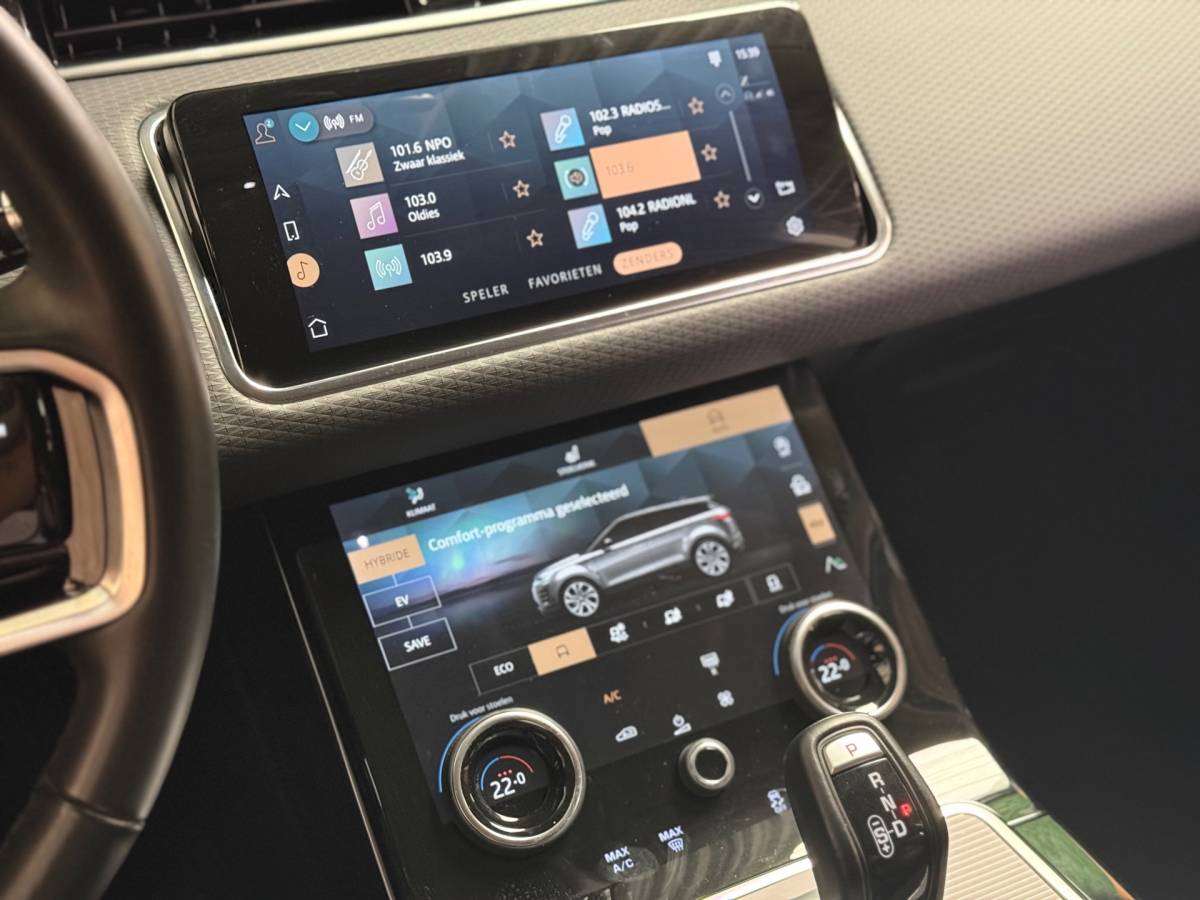 Land Rover Range Rover Evoque Land Rover RANGE ROVER EVOQUE 1.5 P300e AWD SE | Stoelverwarming | Camera | Carplay | HUD