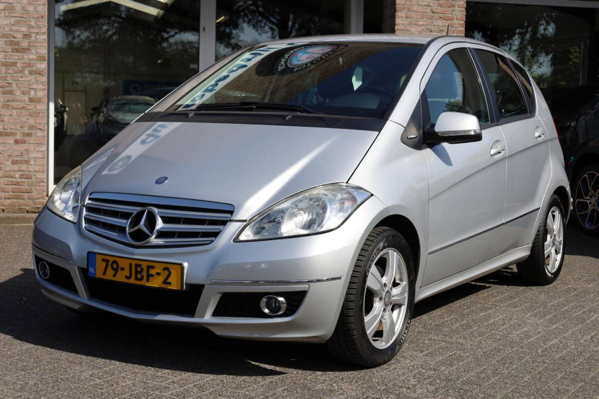 Mercedes-Benz A-Klasse Mercedes-Benz A-klasse 170 Avantgarde TREKHAAK LEER CRUISE AIRCO ELEC.SPIEGELS LMV ALL-SEASON NAP ZEER NETJES!!