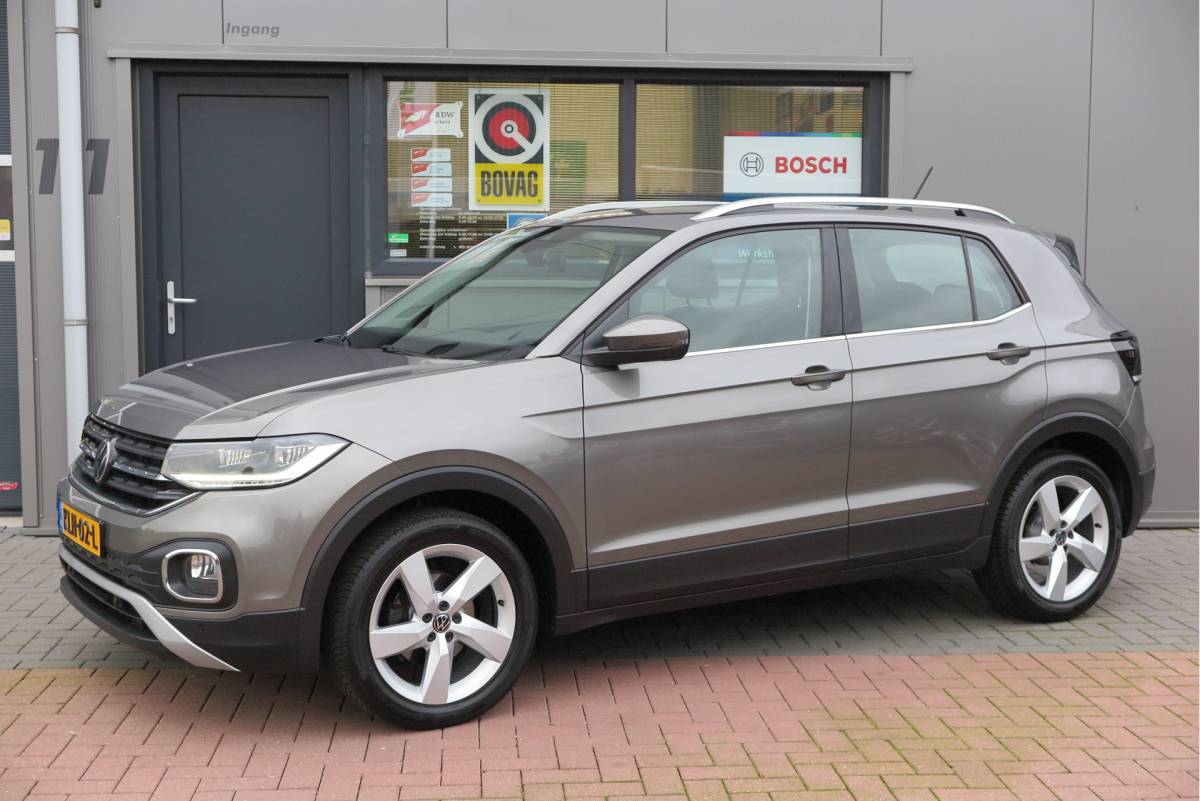 Volkswagen T-Cross Volkswagen T-Cross 1.0 TSI 110pk DSG Style, Led, Virtual Cockpit, Navigatie, Stoelverwarming, DAB+ ,Carplay ,etc .