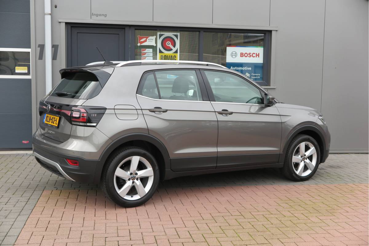 Volkswagen T-Cross Volkswagen T-Cross 1.0 TSI 110pk DSG Style, Led, Virtual Cockpit, Navigatie, Stoelverwarming, DAB+ ,Carplay ,etc .