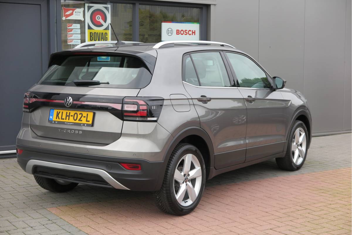 Volkswagen T-Cross Volkswagen T-Cross 1.0 TSI 110pk DSG Style, Led, Virtual Cockpit, Navigatie, Stoelverwarming, DAB+ ,Carplay ,etc .