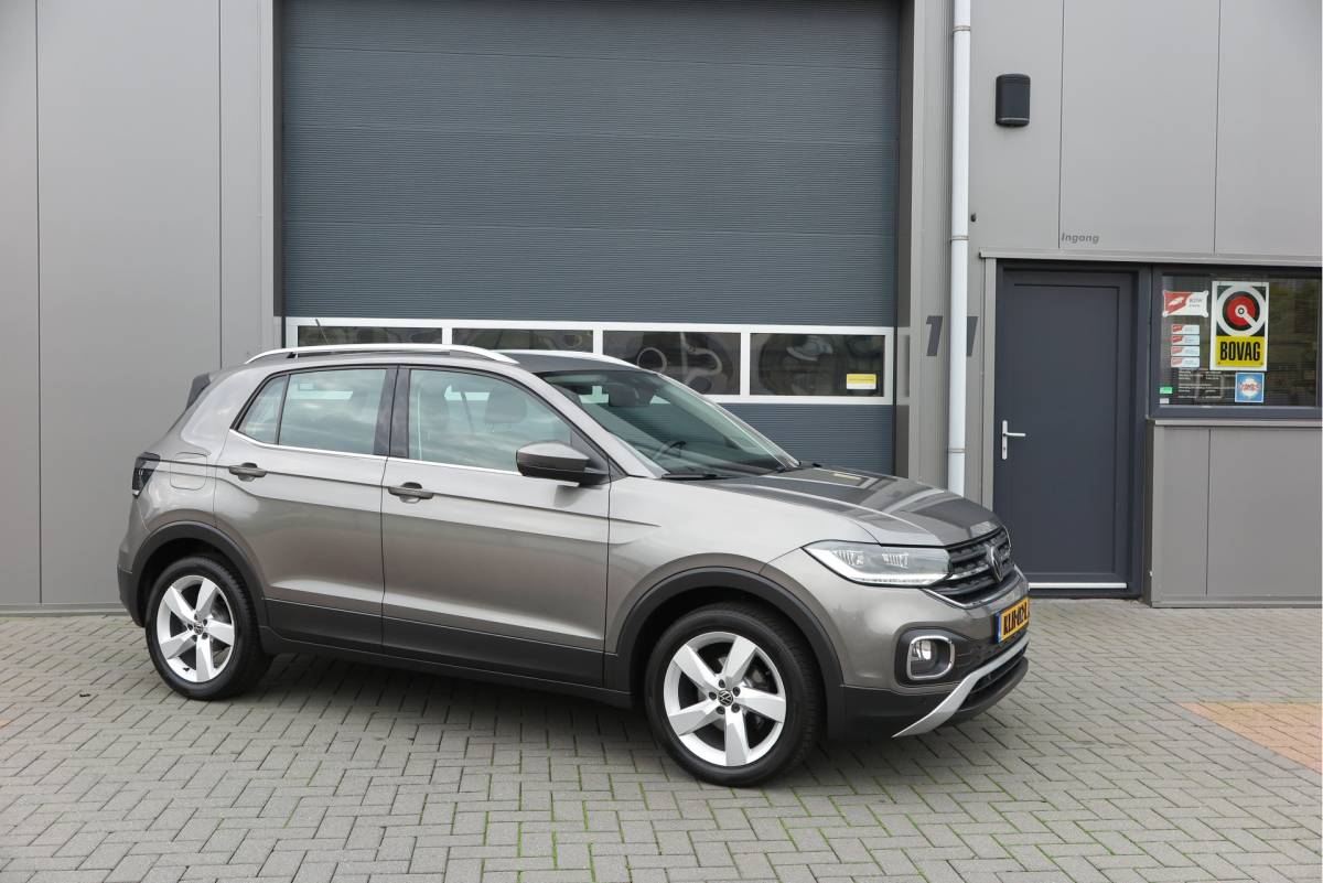Volkswagen T-Cross Volkswagen T-Cross 1.0 TSI 110pk DSG Style, Led, Virtual Cockpit, Navigatie, Stoelverwarming, DAB+ ,Carplay ,etc .
