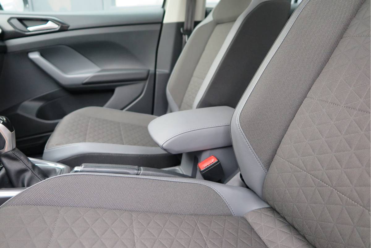 Volkswagen T-Cross Volkswagen T-Cross 1.0 TSI 110pk DSG Style, Led, Virtual Cockpit, Navigatie, Stoelverwarming, DAB+ ,Carplay ,etc .